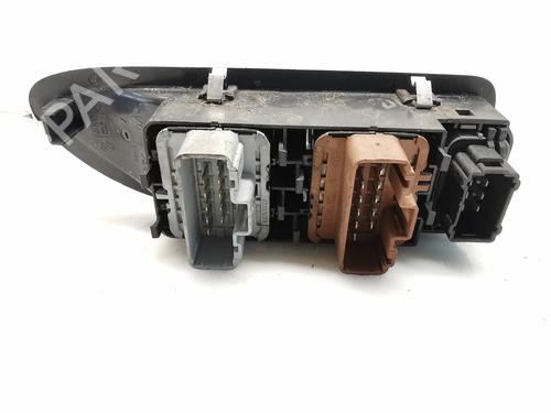 Left front window switch RENAULT LAGUNA II Grandtour (KG0/1_)  | BP22229568I27 