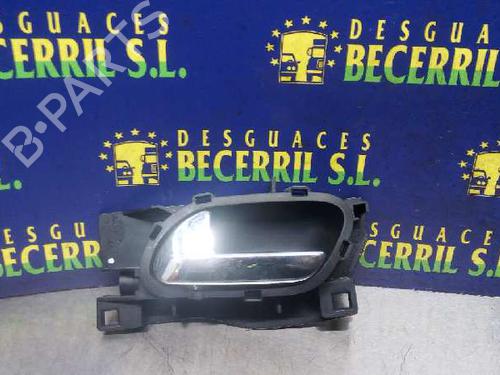 Used Front left interior door handle PEUGEOT 407 (6D_) 2.0 (6DRFNB, 6DRFNE) (136 hp) 8436204