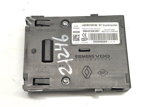 Used Card reader RENAULT SCÉNIC III (JZ0/1_) 1.5 dCi (110 hp) 32197682