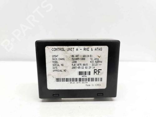 Used Electronic module CHEVROLET LACETTI (J200) 2.0 D (121 hp) 8484466