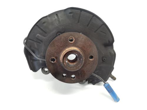 Used Left front steering knuckle Left front steering knuckle MINI MINI (R50, R53) One (90 hp) 36768327 36768327
