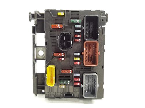 Used Fuse box CITROËN C4 Picasso I MPV (UD_) 1.6 HDi (109 hp) 21132747