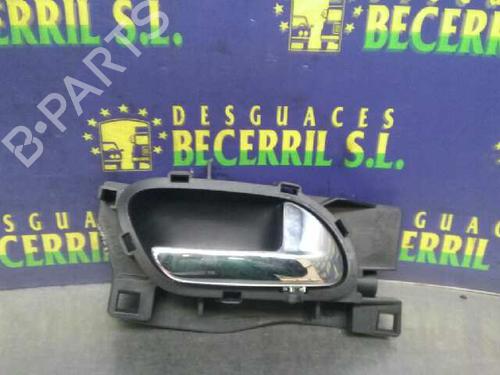 Used Front right interior door handle PEUGEOT 407 (6D_) 2.0 (6DRFNB, 6DRFNE) (136 hp) 8435704