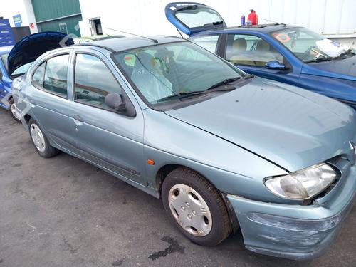 Brugte RENAULT MEGANE I Classic (LA0/1_) 1.6 e (LA0F, LA0S) 4946726