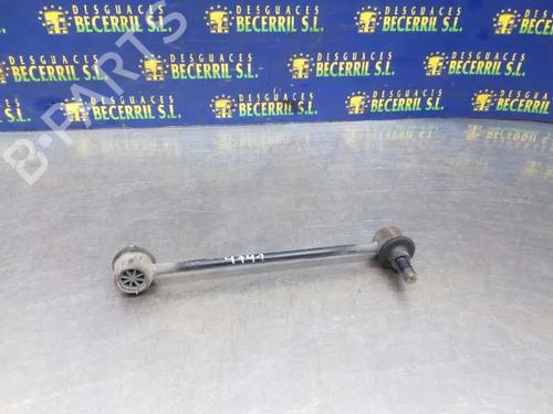 Used Right front suspension arm KIA SPORTAGE II (JE_, KM_) [2004-2011]  14017476