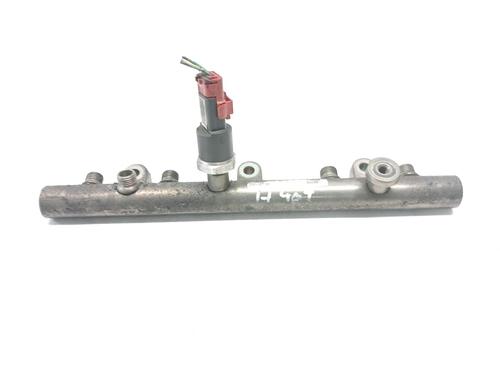 Used Injection rail CITROËN XSARA (N1) 2.0 HDi 90 (90 hp) 28214703
