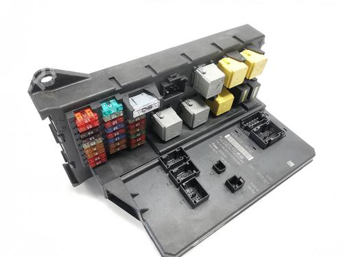 Zekeringkast Zekeringkast MERCEDES-BENZ SPRINTER 3-t Van (B906) 210 CDI (906.611, 906.613) (95 hp) 37473557 37473557