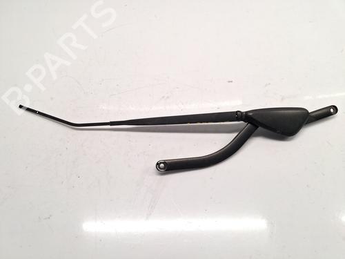 Used Front windshield wiper arm RENAULT GRAND SCÉNIC II (JM0/1_) 1.5 dCi (JM1E) (106 hp) 30111344