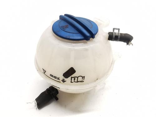 Used Expansion tank Expansion tank VW POLO IV (9N_, 9A_) 1.2 (60 hp) 33719365 33719365