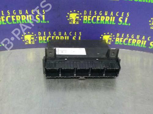 Used Fuse box FORD FIESTA V (JH_, JD_) 1.3 (69 hp) 8433306