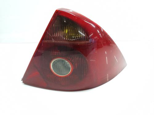 Used Right taillight FORD MONDEO III Saloon (B4Y) 2.0 16V TDDi / TDCi (115 hp) 26377260