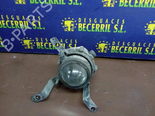 Used Right front fog light HYUNDAI TRAJET (FO) 2.0 CRDi (113 hp) 8458828