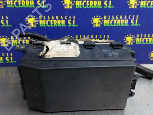 Used Fuse box FORD FOCUS I (DAW, DBW) [1998-2009]  8438641