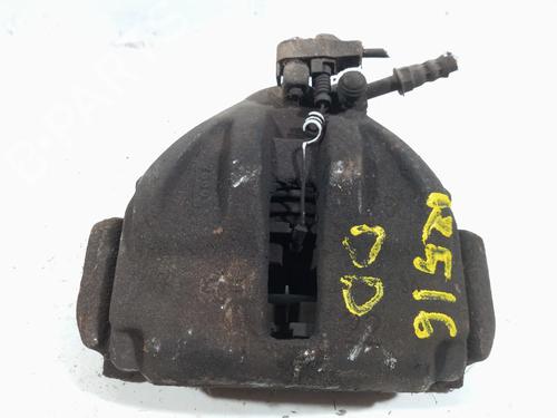 Used Right front brake caliper MERCEDES-BENZ SPRINTER 2-t Van (B901, B902) [1995-2006]  11577395
