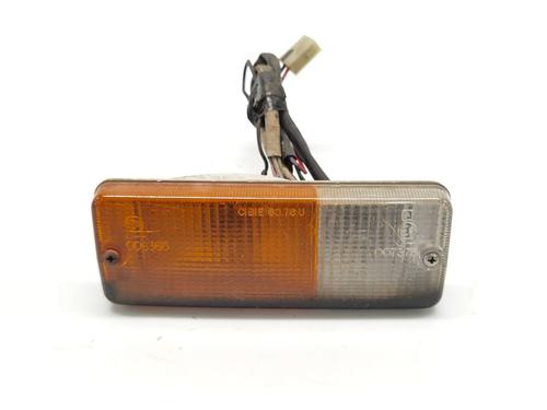 Used Right front indicator SUZUKI SAMURAI Closed Off-Road Vehicle (SJ_) 1.3 All-wheel Drive (SJ413) (64 hp) 28544824