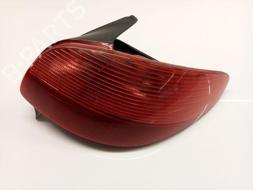 Used Right taillight PEUGEOT 206 Hatchback (2A/C) [1998-2012]  24517653