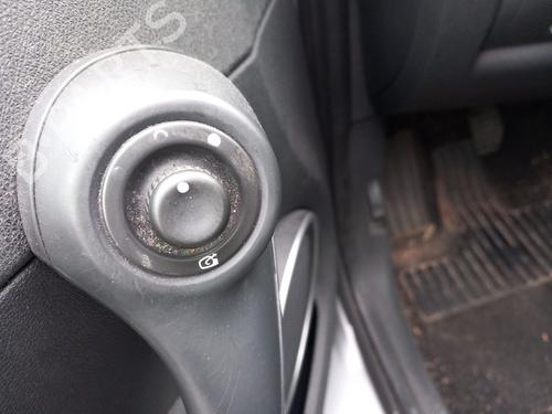 Mando retrovisor RENAULT CLIO III (BR0/1, CR0/1) 1.6 16V (BR05, BR0B, BR0Y, BR15, BR1J, BR1M, BR1Y, CR0B,... (112 hp) 30061979