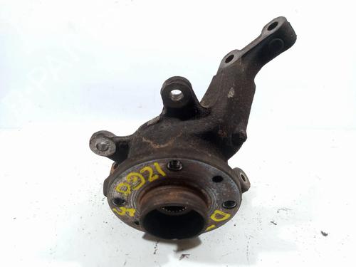 Used Left front steering knuckle NISSAN MICRA III (K12) [2002-2010]  8481286