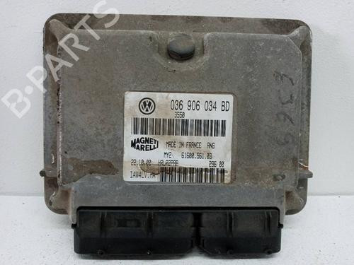 Used Engine control unit (ECU) SEAT LEON (1M1) 1.6 16 V (105 hp) 8478560