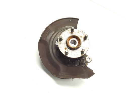 Used Right front steering knuckle TOYOTA AURIS (_E18_) 1.4 D-4D (NDE180_, NDE180R) (90 hp) 30852857