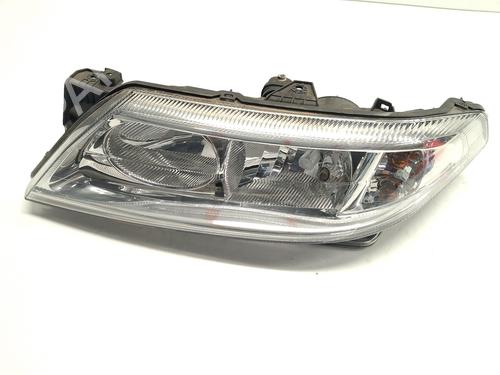 left-headlight-renault-laguna-ii-bg01_-2001-2002-2003-2004-2005-2006-2007-32628739 main image
