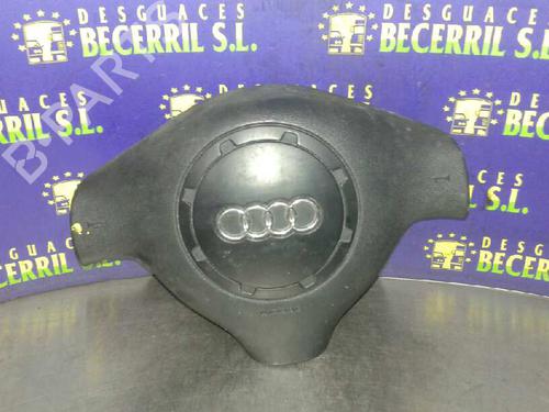 Airbag do condutor AUDI A3 (8L1) S3 quattro (210 hp) 8434577