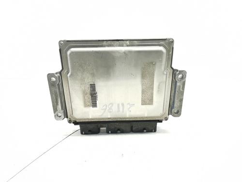 Used Engine control unit (ECU) PEUGEOT 407 (6D_) 2.0 HDi 135 (6DRHRH, 6DRHRE, 6DRHRG, 6DRHRJ) (136 hp) 30684084