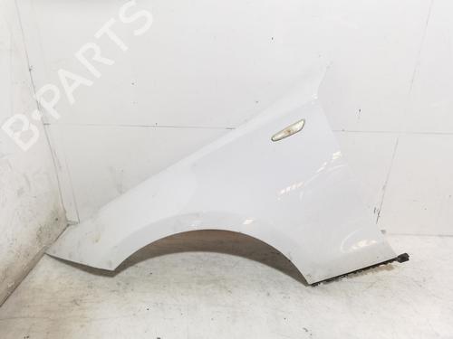 Used Left front fenders Left front fenders BMW 1 (E81) 116 d (116 hp) 40085275 40085275