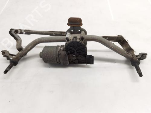 Used Front wiper motor PEUGEOT 2008 I (CU_) 1.6 HDi (114 hp) 21678519