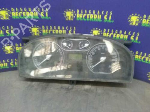 Used Instrument cluster RENAULT LAGUNA II (BG0/1_) 1.9 dCi (BG12) (116 hp) 8426869