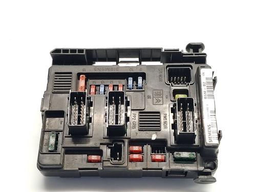 Used Fuse box PEUGEOT PARTNER MPV (5_, G_) 1.9 D (69 hp) 30052729