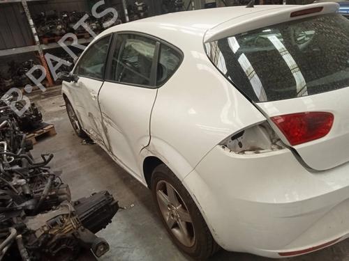 Left front steering knuckle SEAT LEON (1P1) 1.6 TDI | BP15259522M25 