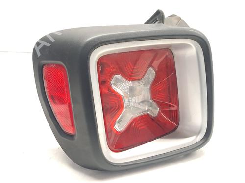left-taillight-jeep-renegade-suv-bu-b1-bv-2014-40458670 main image