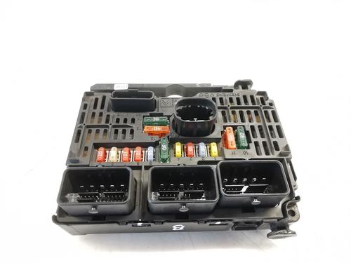 Used Fuse box Fuse box 37089753 37089753