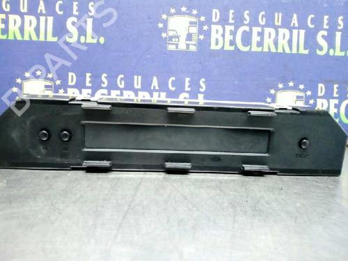 Used Display monitor SUZUKI GRAND VITARA II (JT, TE, TD) 1.9 DDiS All-wheel Drive (JT419, TD44, JB419WD, JB419XD,... (129 hp) 8440793