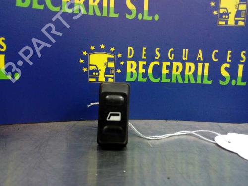 Used Right rear window switch CITROËN XSARA (N1) [1997-2005]  8447695