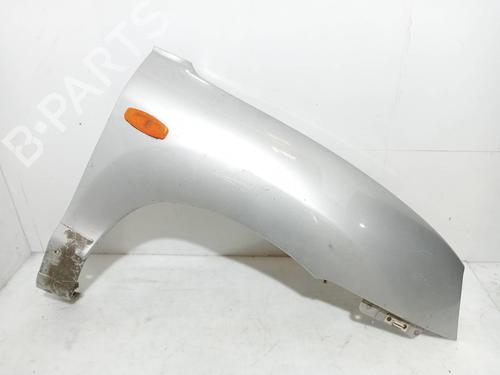 Used Right front fenders HYUNDAI SANTA FÉ I (SM) 2.0 CRDi 4x4 (113 hp) 20493522