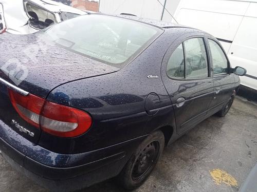 Engine control unit (ECU) RENAULT MEGANE I Classic (LA0/1_) 1.9 D (LA0A, LA0U, LA0R) | BP11172897M57  - Image 8