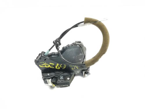 Venstre foran lås TOYOTA COROLLA (_E12_) 2.0 D-4D (CDE120R, CDE120L_) (110 hp) 28210683