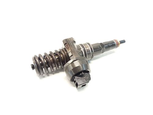 Injecteur VW GOLF V Variant (1K5) 1.9 TDI (105 hp) 26605950