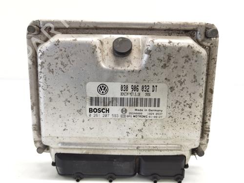 Used Engine control unit (ECU) VW POLO (6N2) [1999-2001]  26529942