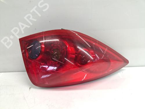 Rückleuchte Rechts für NISSAN PRIMERA Hatchback (P12) 2.2 dCi (139 hp) 33122761