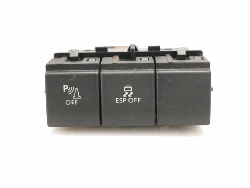 Used Switch PEUGEOT 5008 (0U_, 0E_) 1.6 HDi (110 hp) 16045054