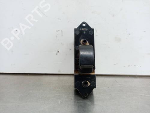 Venstre bak elrute bryter MITSUBISHI L200 / TRITON (KA_T, KB_T) 2.5 DI-D 4WD (KB4T) (136 hp) 8464302