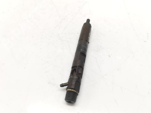 injector-renault-megane-ii-saloon-lm01_-2003-36536398 main image