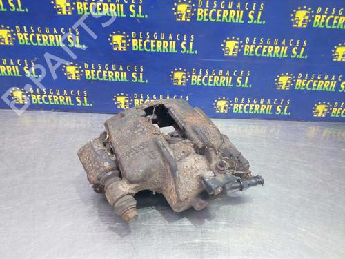 Used Right front brake caliper MERCEDES-BENZ VITO Van (W638) [1997-2003]  11578353