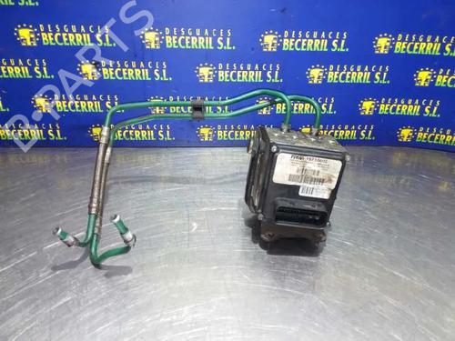 Used ABS pump PEUGEOT 407 (6D_) 2.0 (6DRFNB, 6DRFNE) (136 hp) 17174392