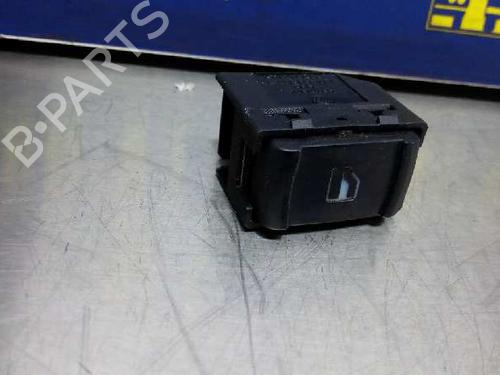 Used Right rear window switch VW GOLF IV (1J1) 1.9 TDI (90 hp) 8438085