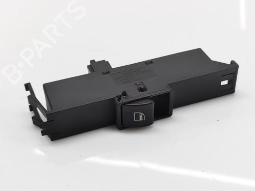 Venstre fortil elrude kontakt Venstre fortil elrude kontakt BMW 3 Compact (E46) 316 ti (115 hp) 34116789 34116789