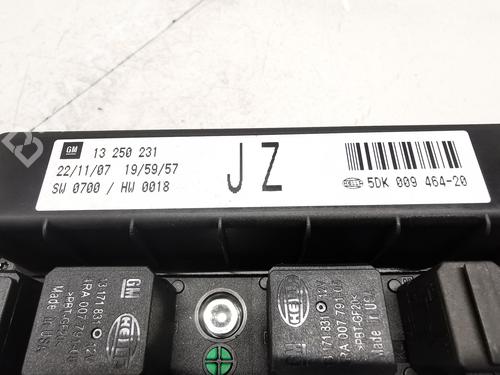 Fuse box OPEL ASTRA H GTC (A04) 1.6 (L08) | BP29564580E1 